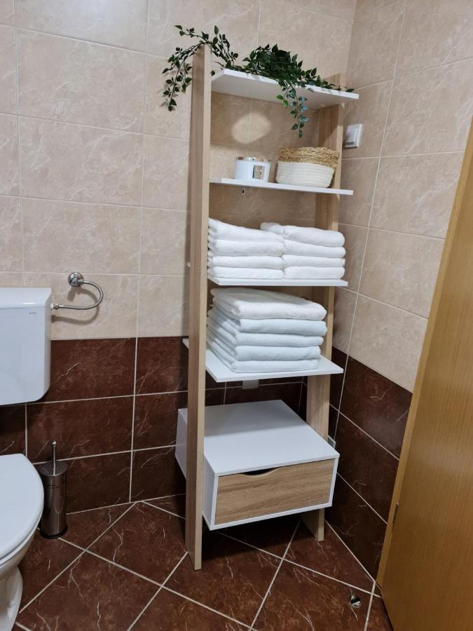 Apartman Vinyl - Self Chek-In Osijek Eksteriør bilde